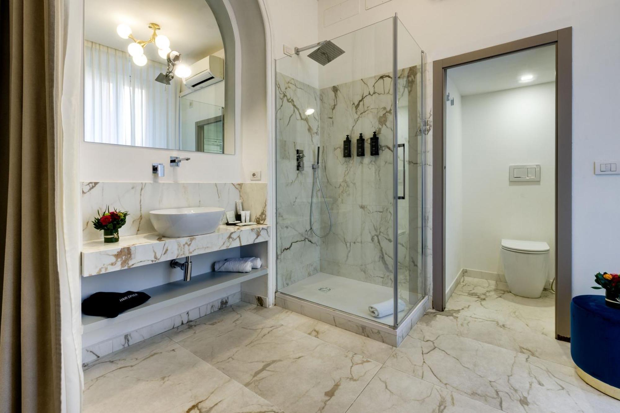 Piazza Farnese Luxury Suites Рим Екстер'єр фото