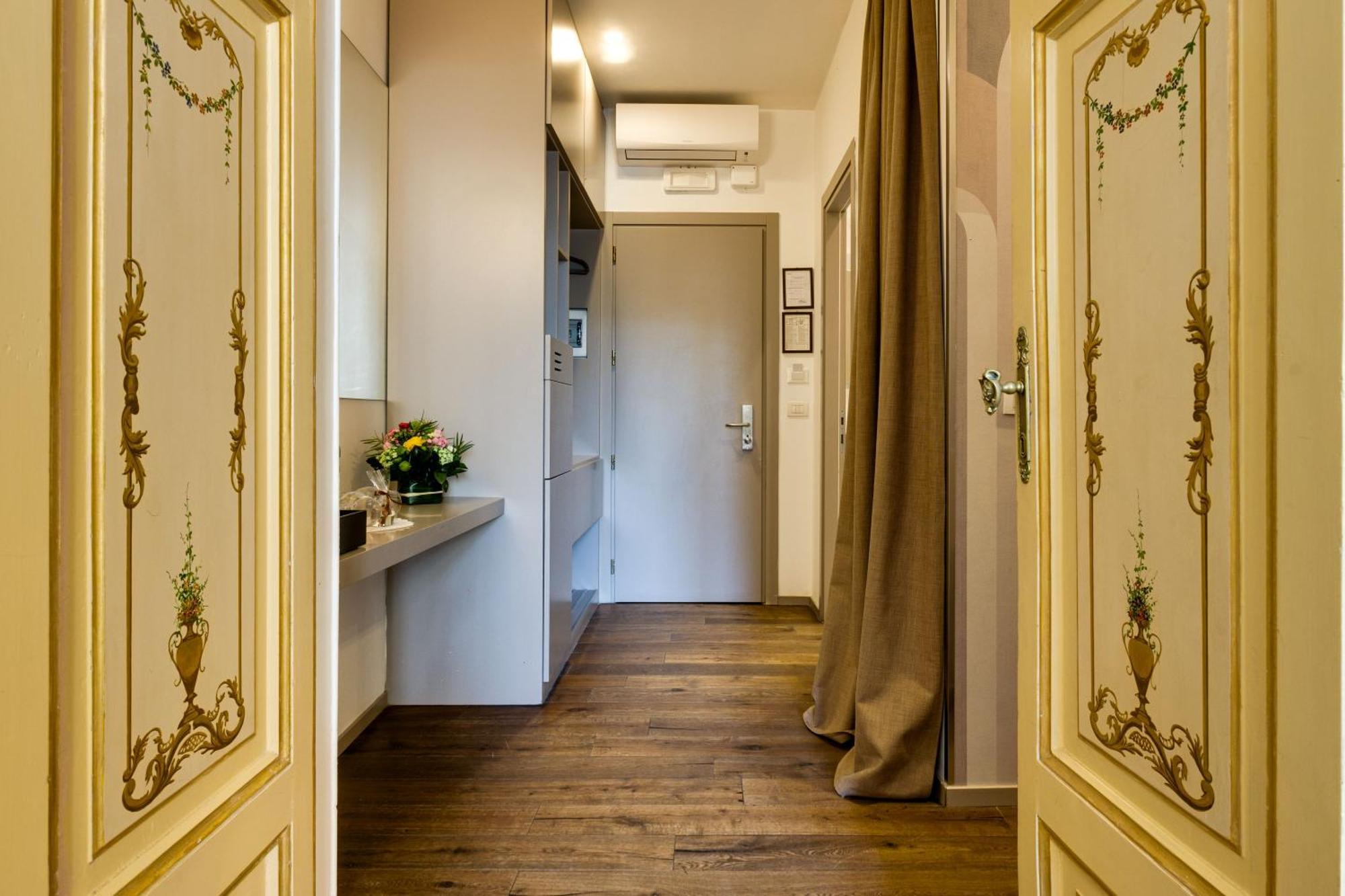 Piazza Farnese Luxury Suites Рим Екстер'єр фото